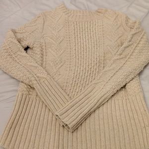 Gap sweater